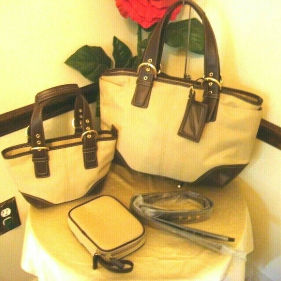 NWOT Simply Go NYLON Tote Shoulder Bag, Purse, Make Up Bag Brown/Tan - Picture 2 of 11